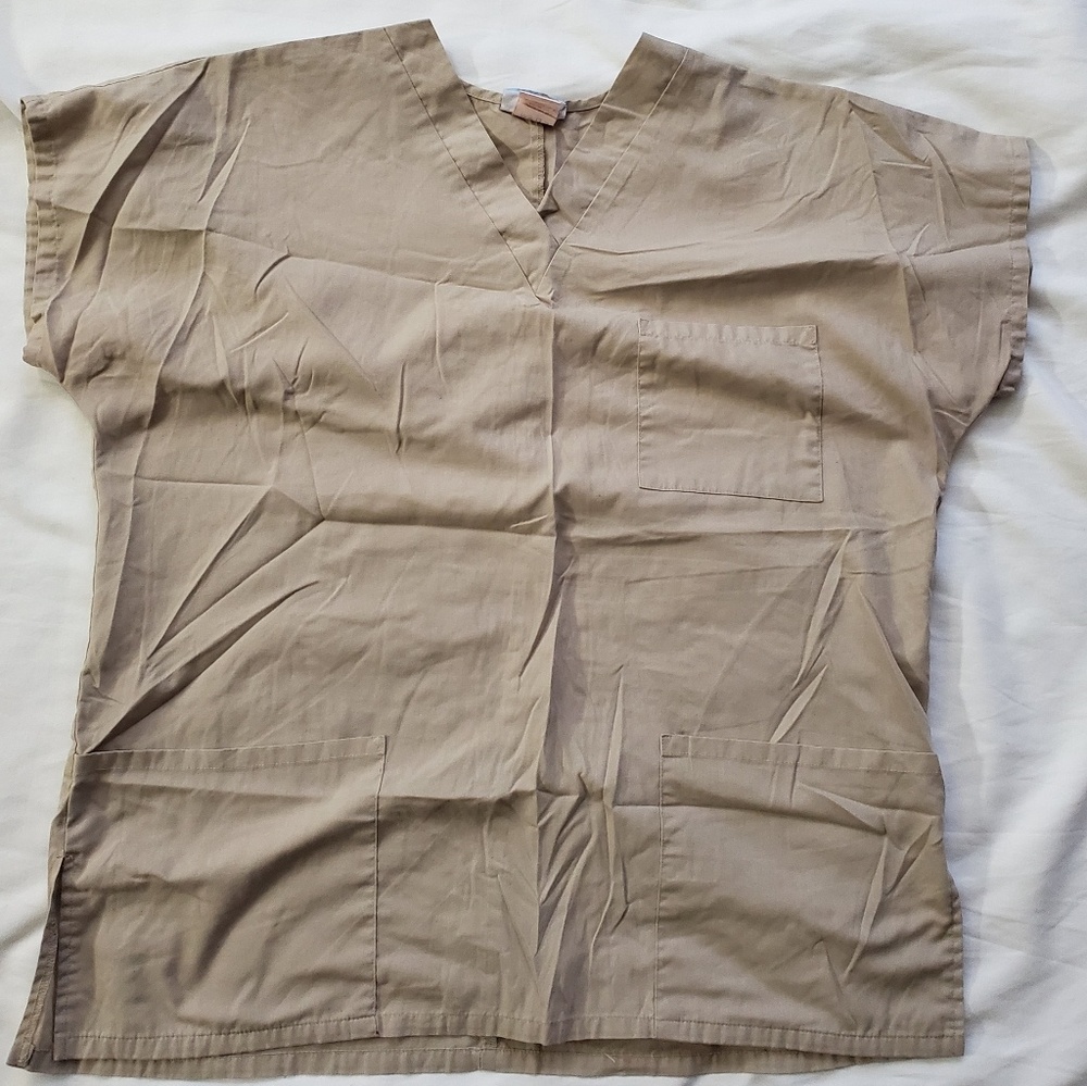 Scrub top - Picture 2 of 4